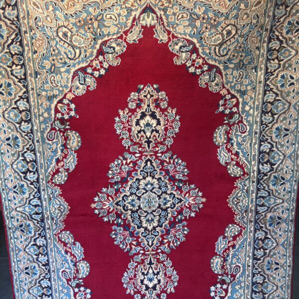 281B181C 2DC6 49C9 85EA 329171B6F39E scaled 600x600